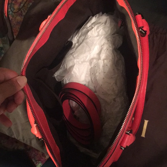 Beautiful gucci purse - Picture 6 of 7